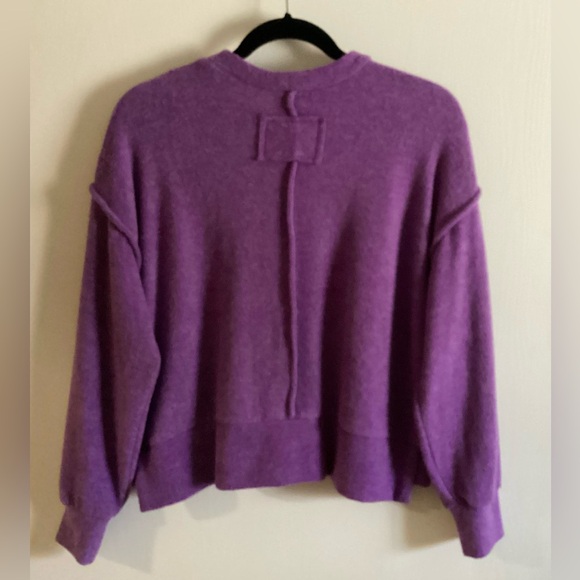 New— Zenana Fuzzy Crew Neck Sweater - Picture 2 of 2